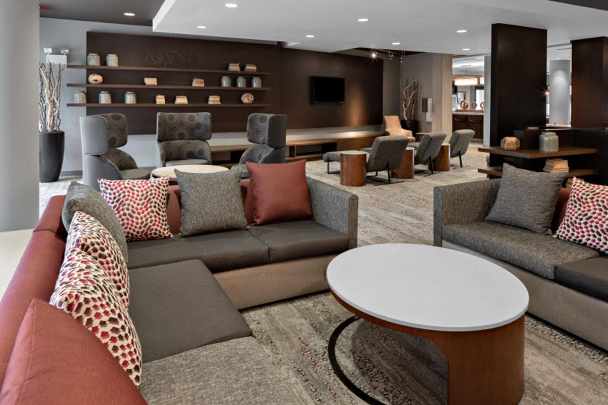 Courtyard By Marriott Raleigh North/Triangle Town Center Hotel Eksteriør billede