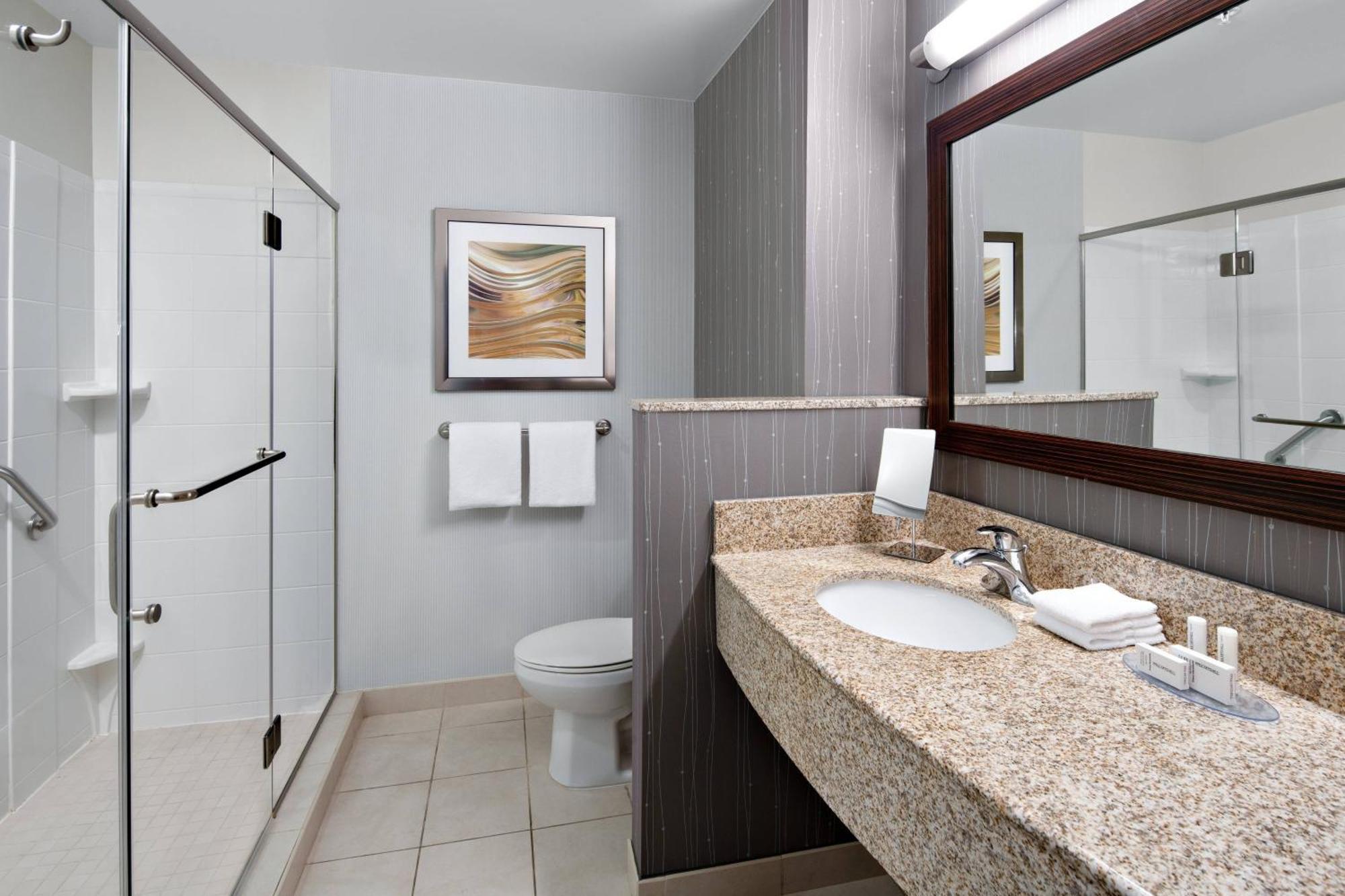 Courtyard By Marriott Raleigh North/Triangle Town Center Hotel Eksteriør billede