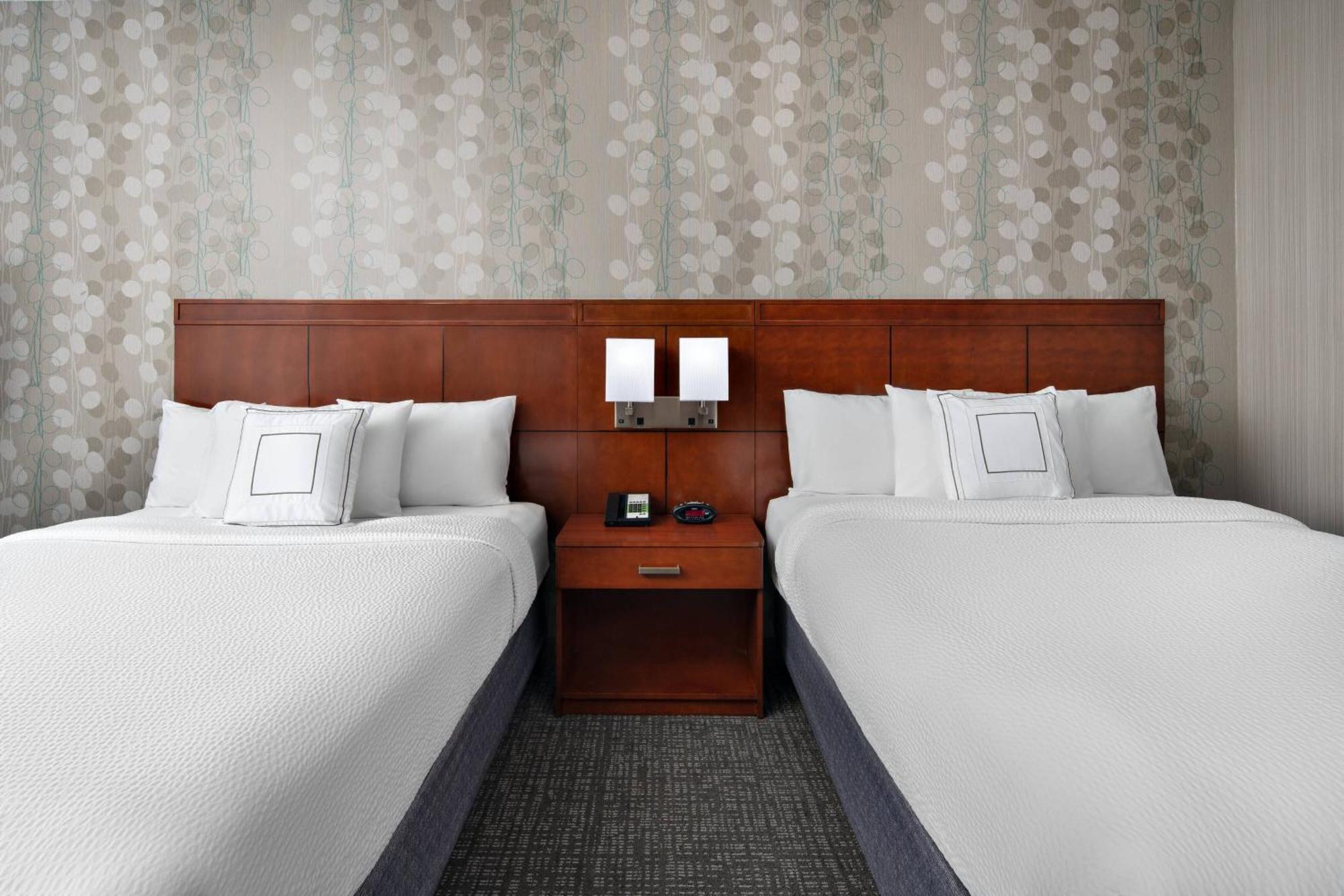 Courtyard By Marriott Raleigh North/Triangle Town Center Hotel Eksteriør billede