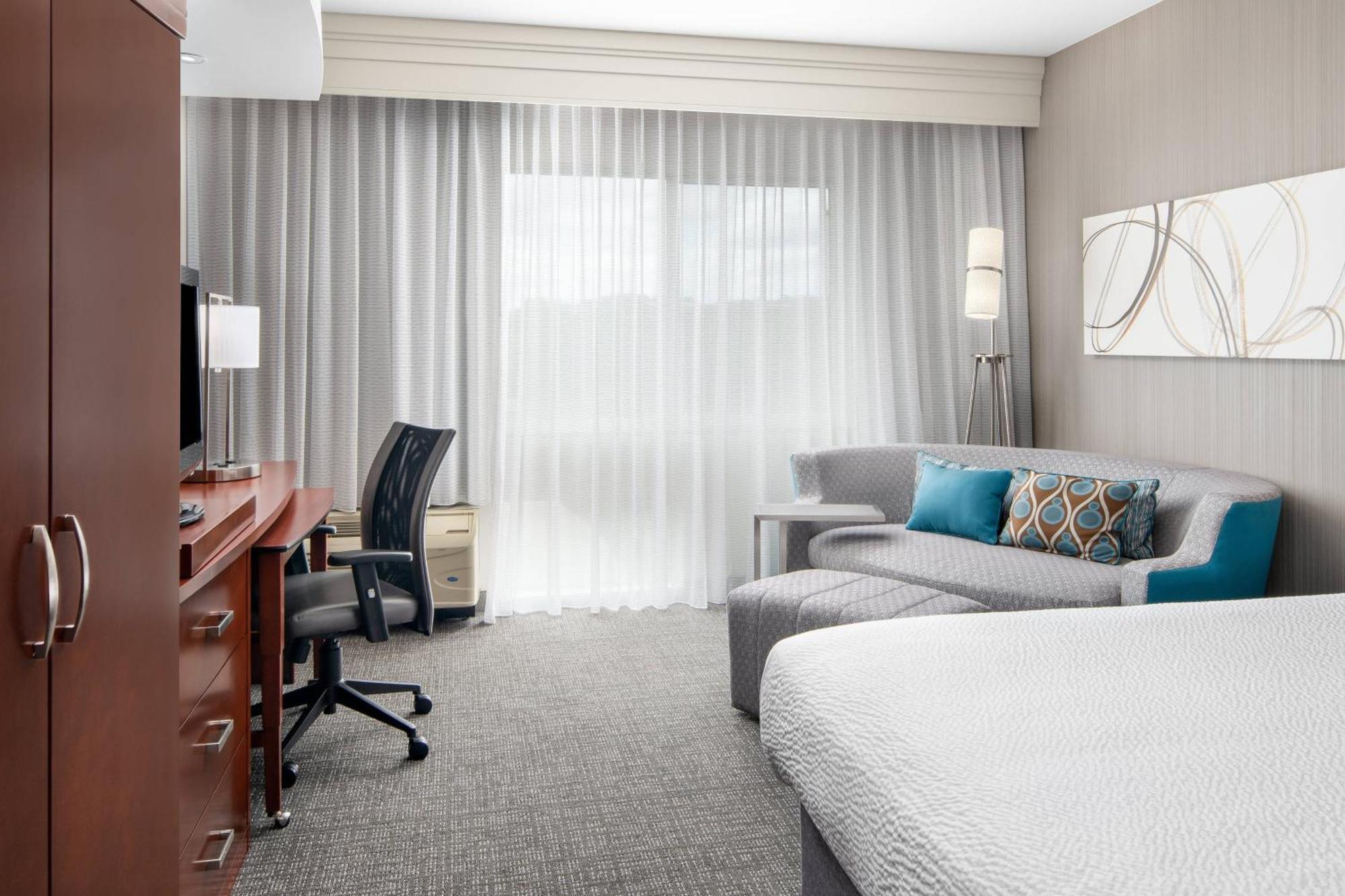 Courtyard By Marriott Raleigh North/Triangle Town Center Hotel Eksteriør billede