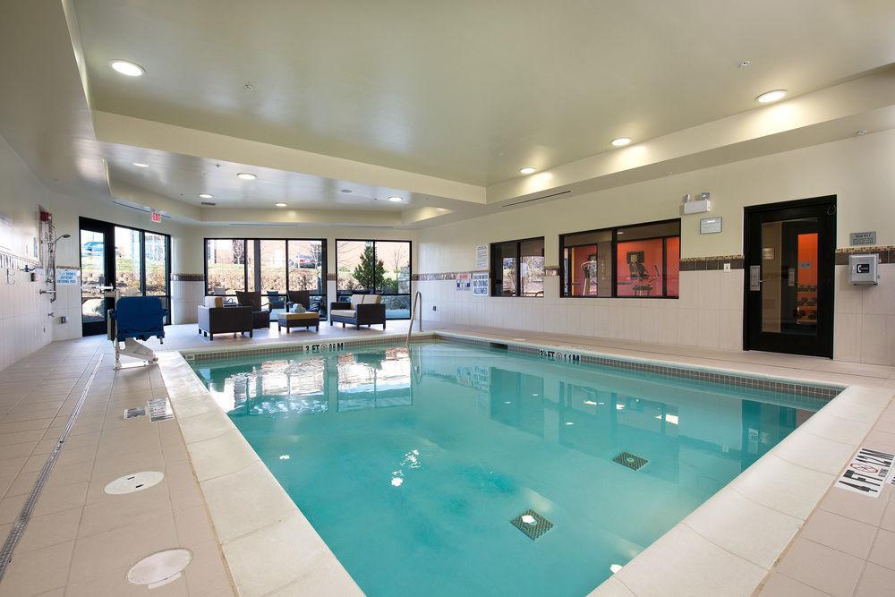 Courtyard By Marriott Raleigh North/Triangle Town Center Hotel Eksteriør billede