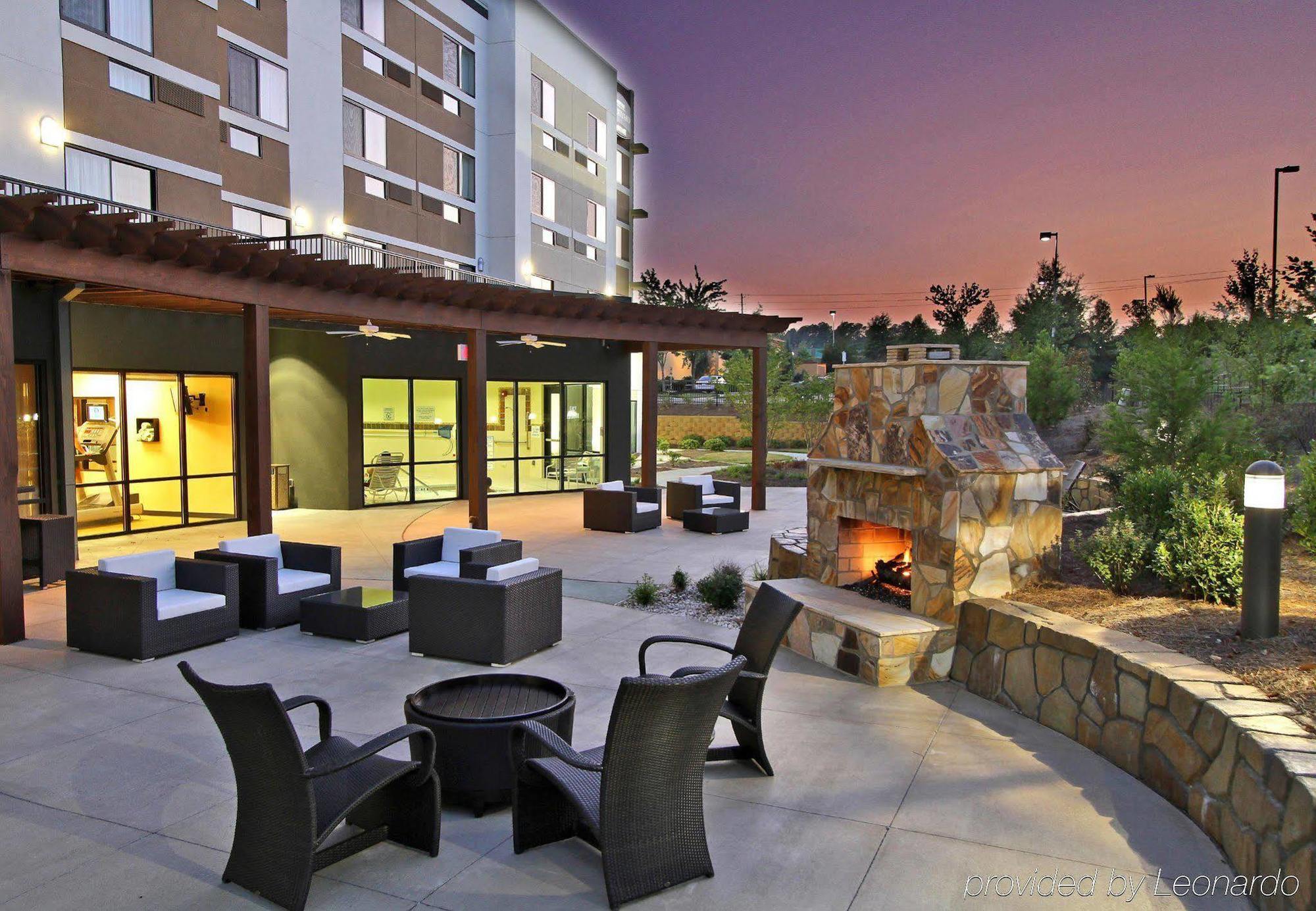 Courtyard By Marriott Raleigh North/Triangle Town Center Hotel Eksteriør billede