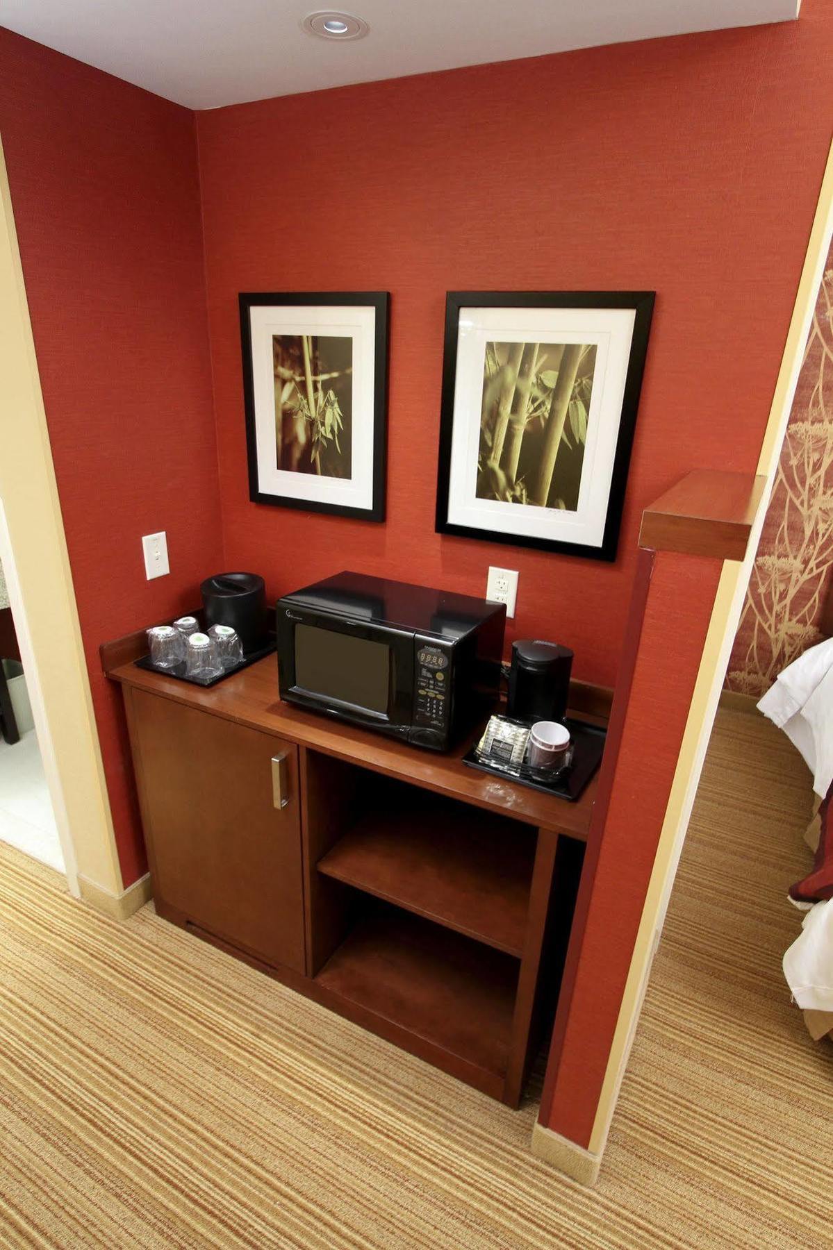 Courtyard By Marriott Raleigh North/Triangle Town Center Hotel Eksteriør billede